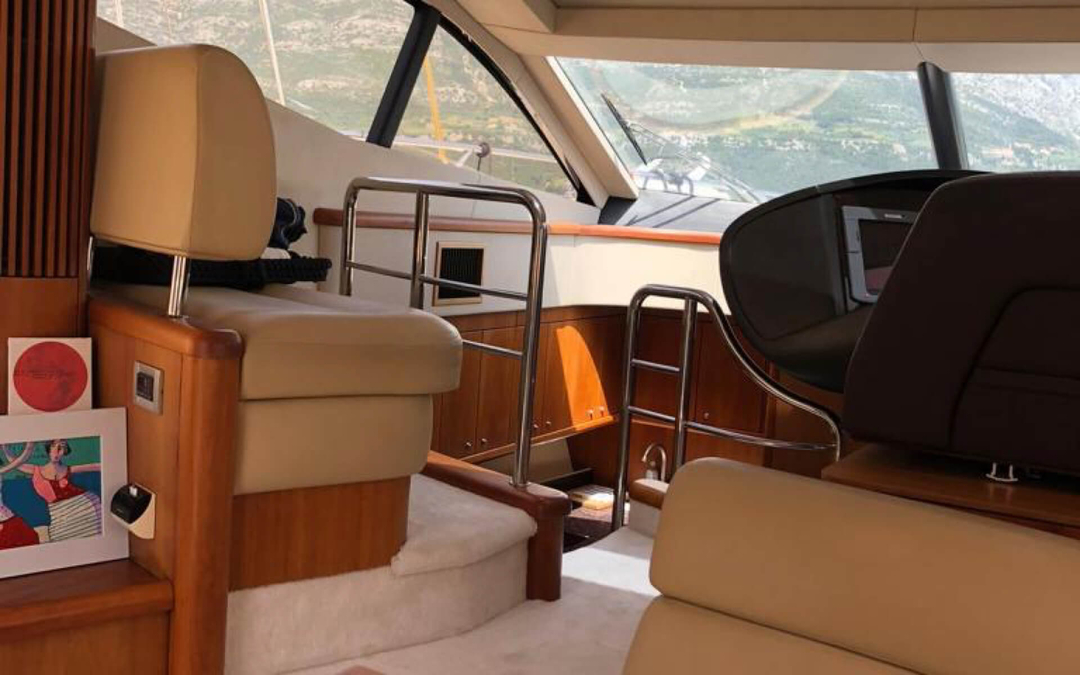 52' Sunseeker