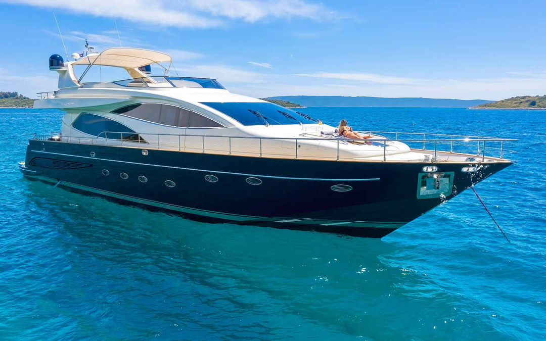 85' Riva