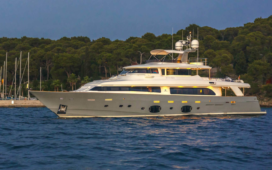 108' Ferretti Navetta