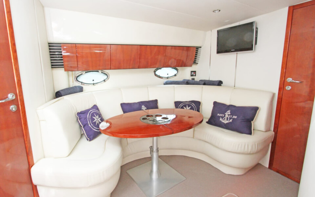 40' Fairline