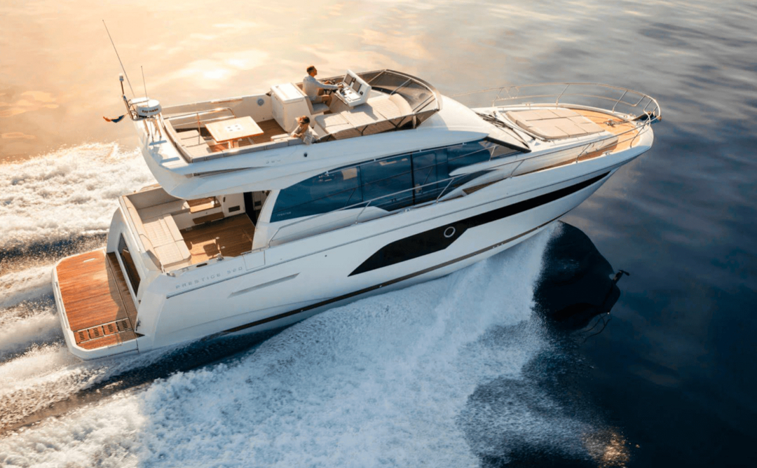 52' Prestige Fly