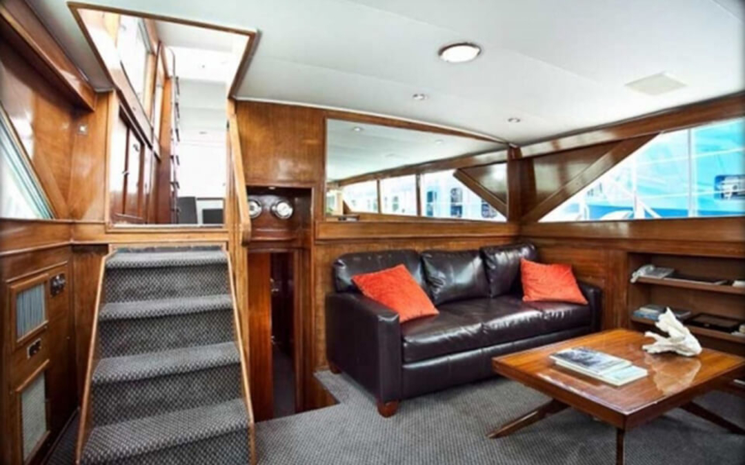 65' Chris-Craft