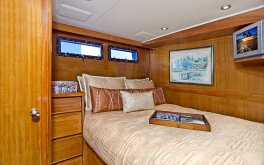 65' Chris-Craft