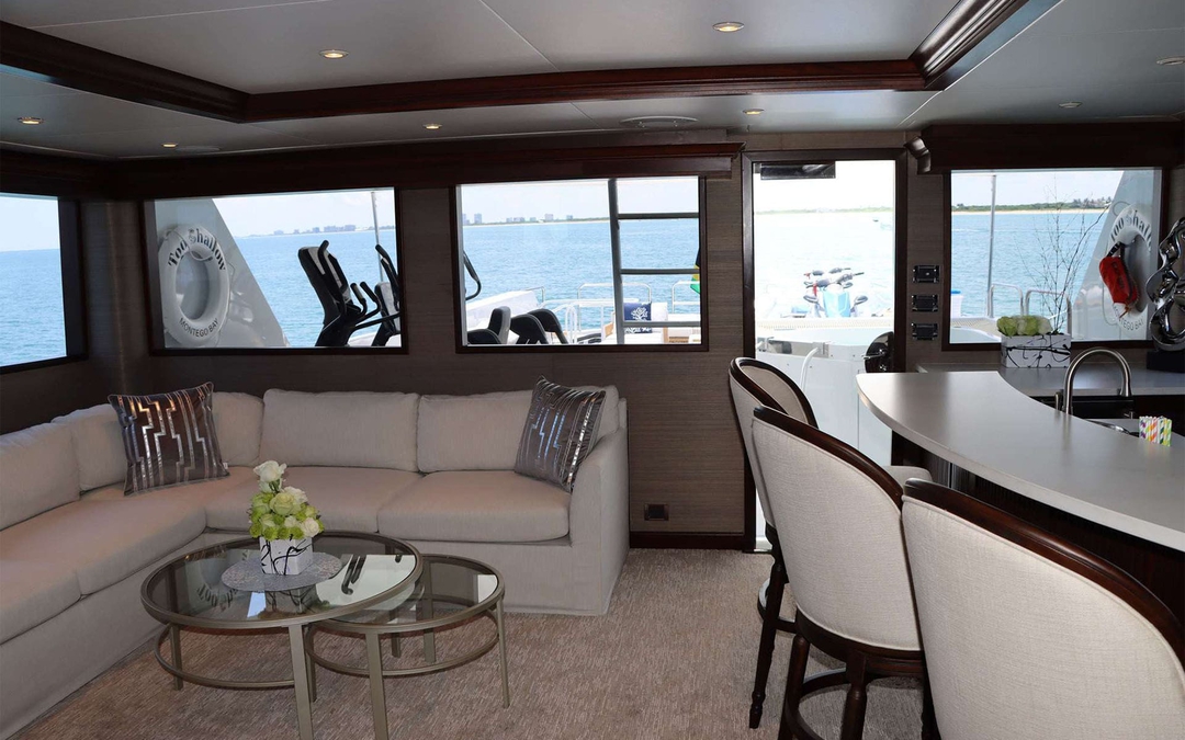 130' Hatteras