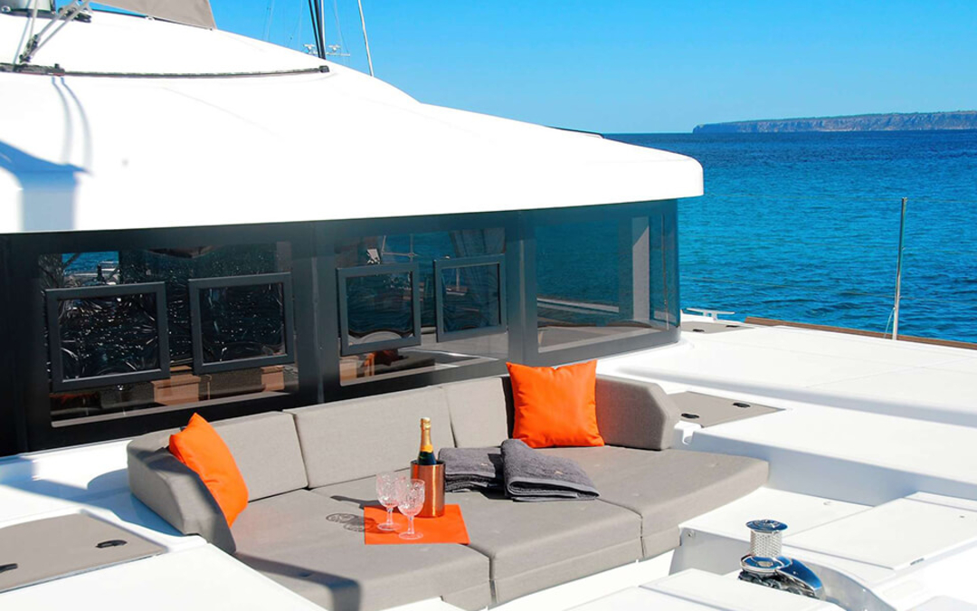 52' Lagoon