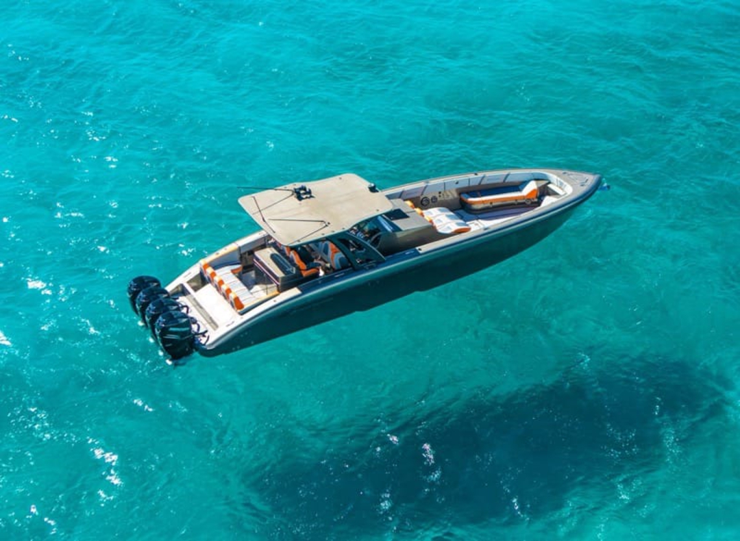 43' Midnight Express
