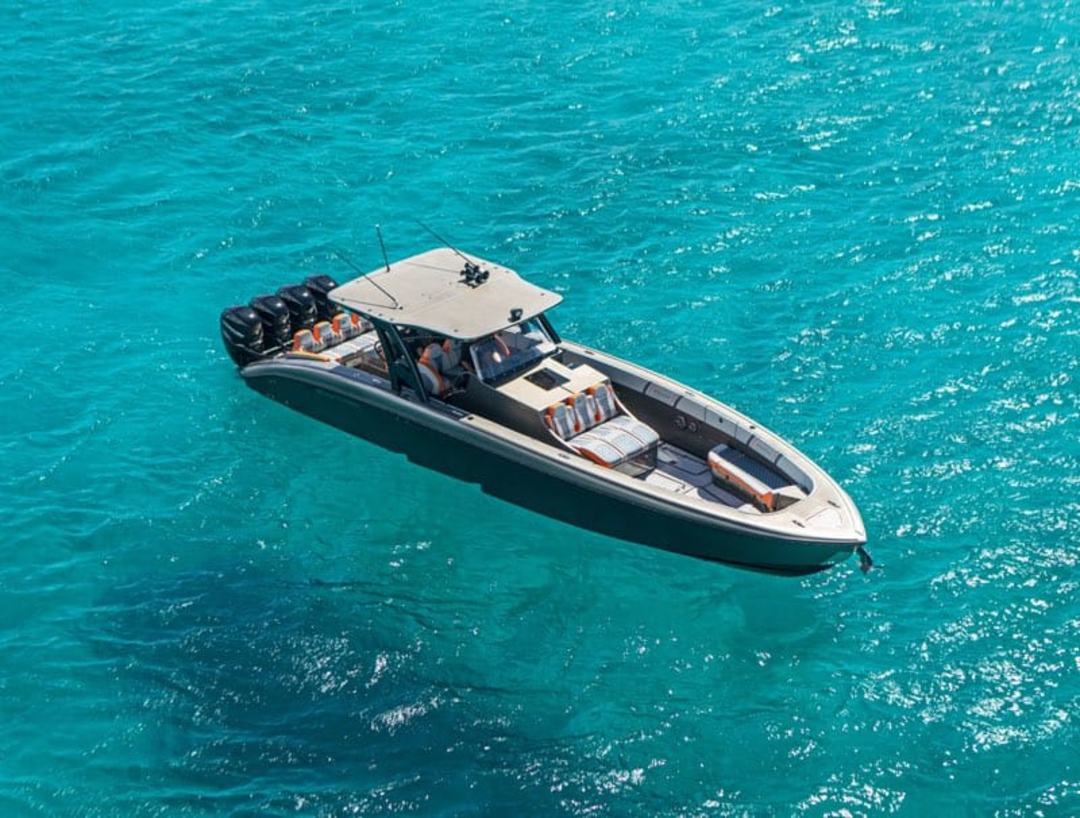 43' Midnight Express