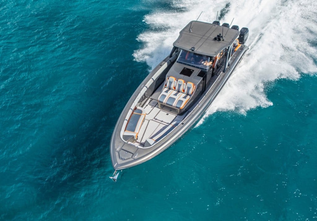 43' Midnight Express