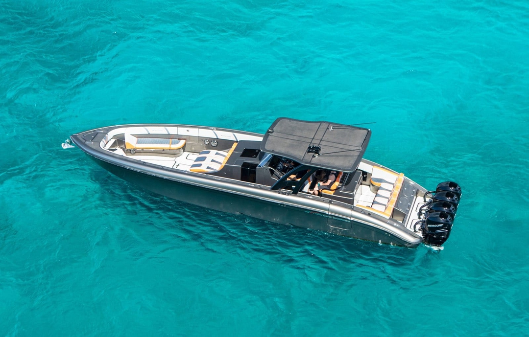 43' Midnight Express