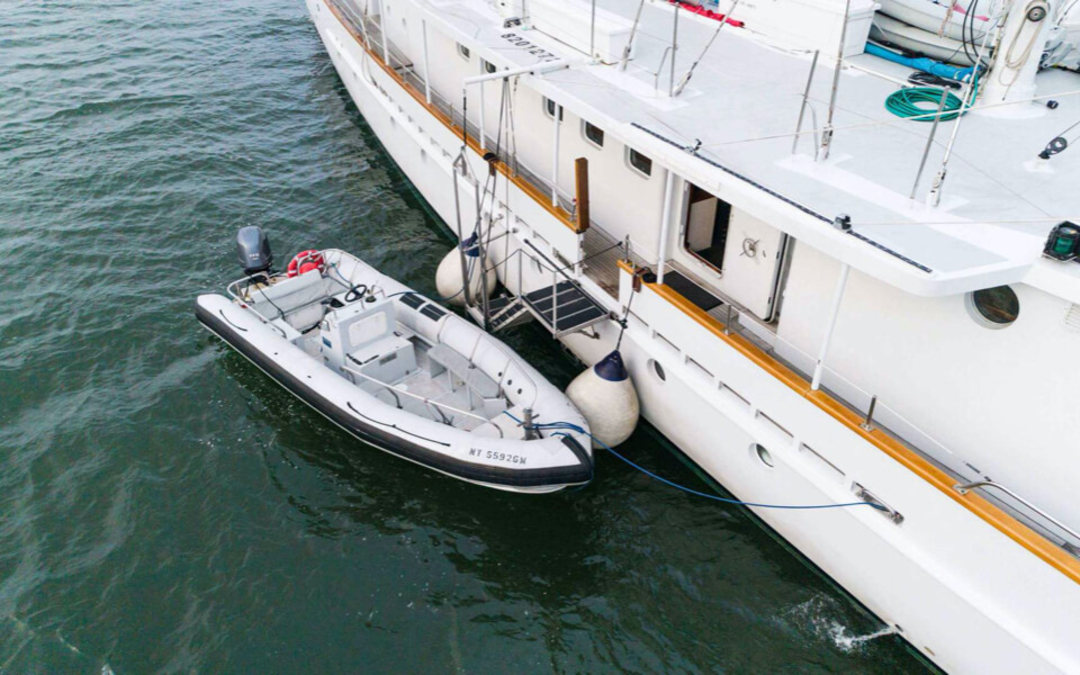 157' Palmer Johnson