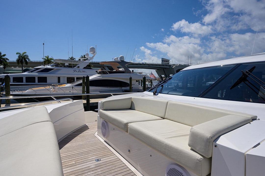 72' Princess