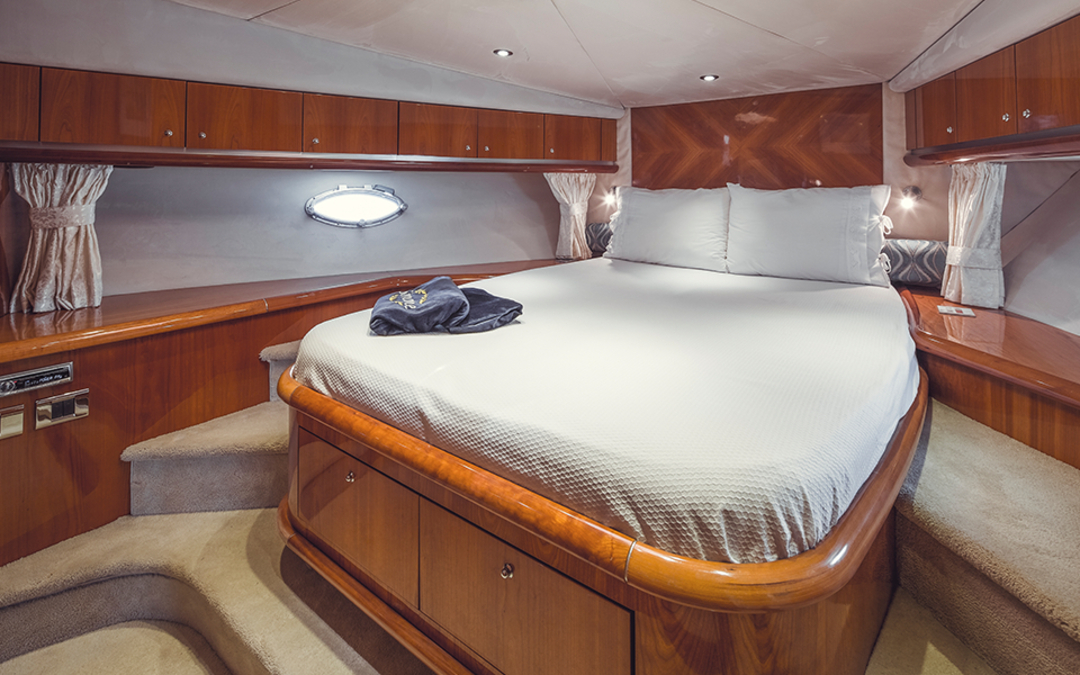 68' Sunseeker Predator