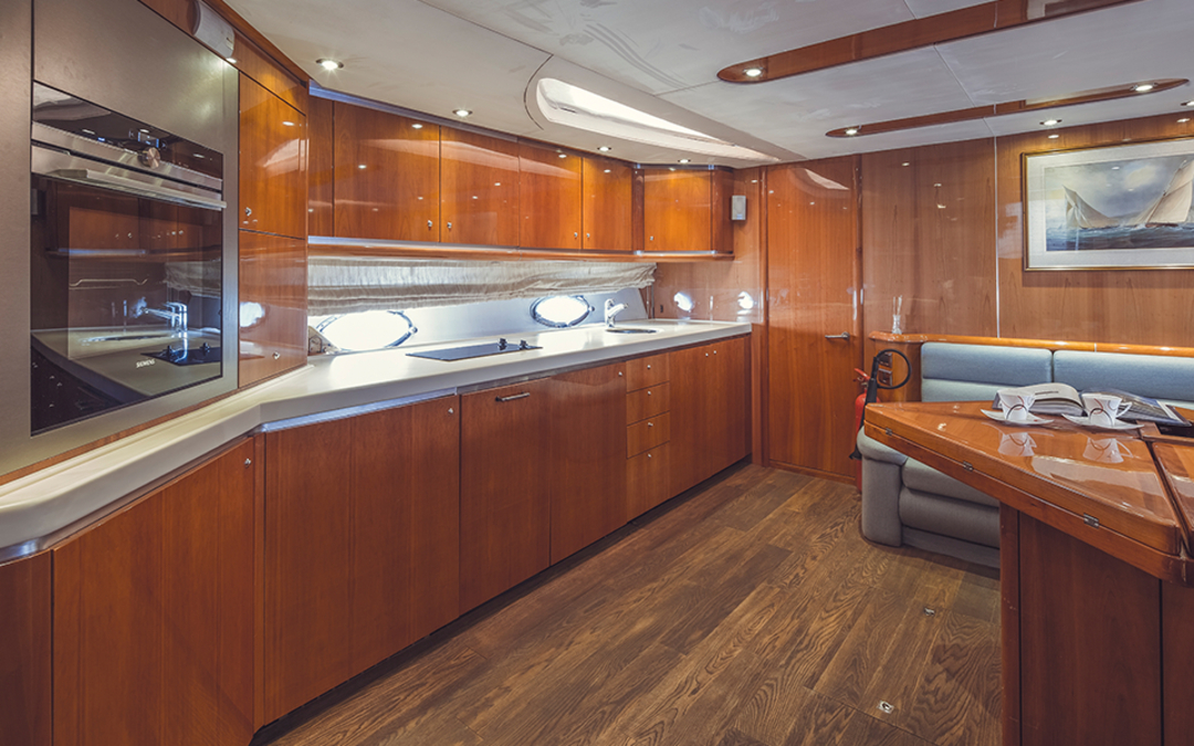 68' Sunseeker Predator