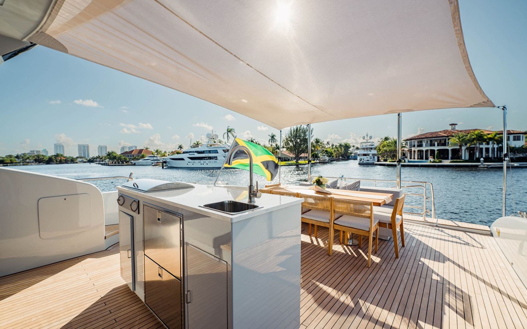105' Mangusta
