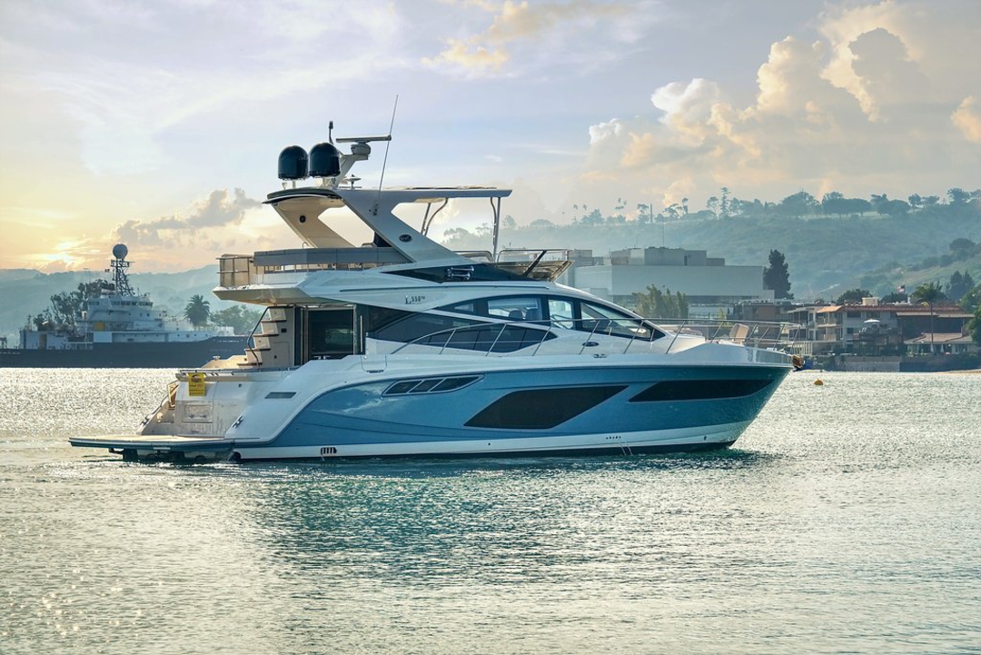 55' SeaRay Fly