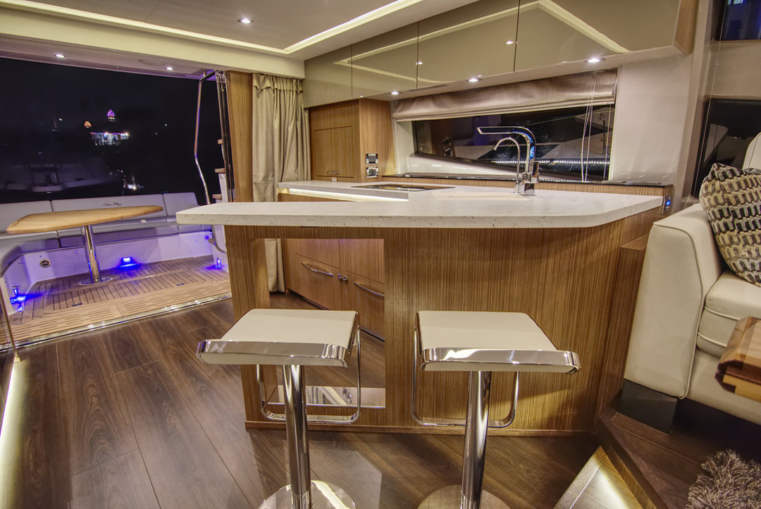 55' SeaRay Fly
