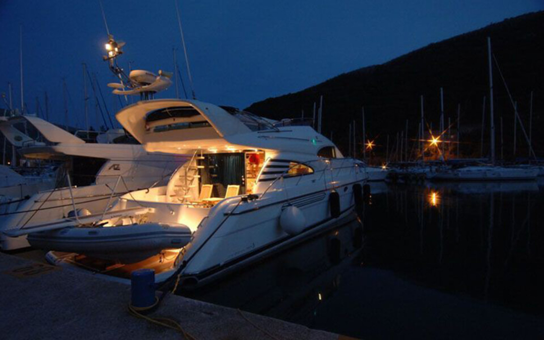 55' Fairline Squadron