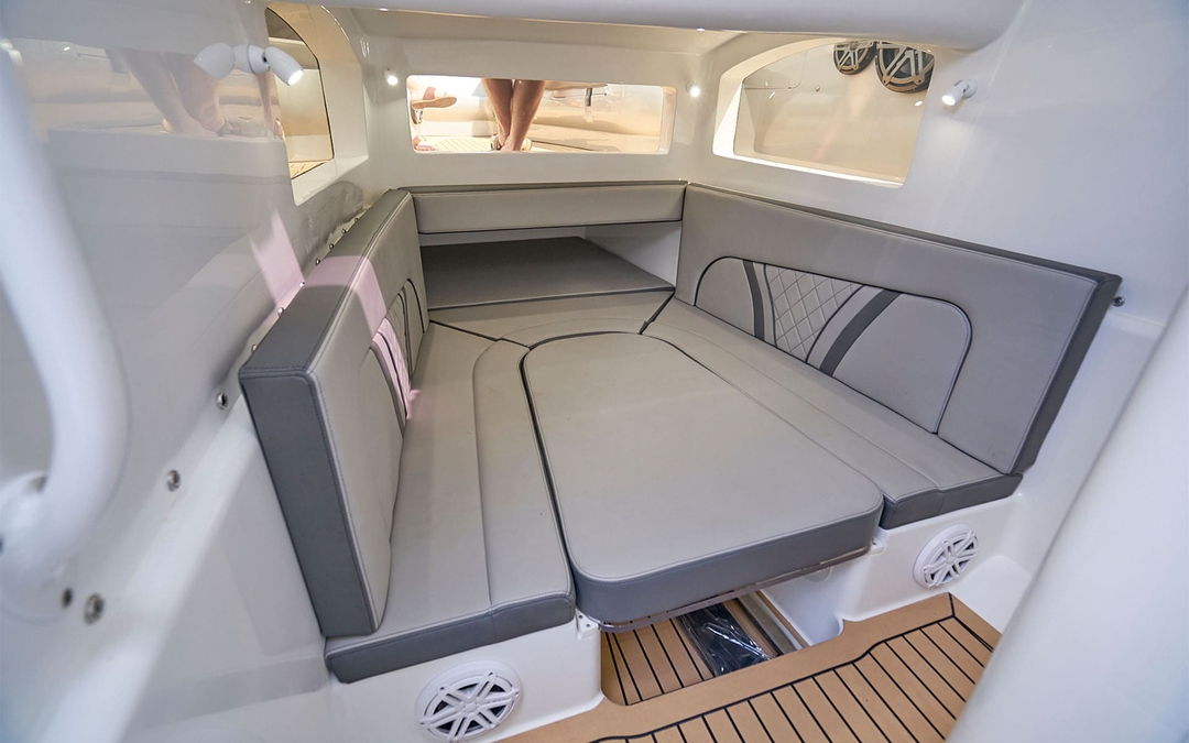 43 Midnight Express Luxury Yacht for Charter Blue Haven Marina