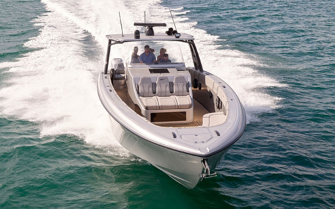 43' Midnight Express