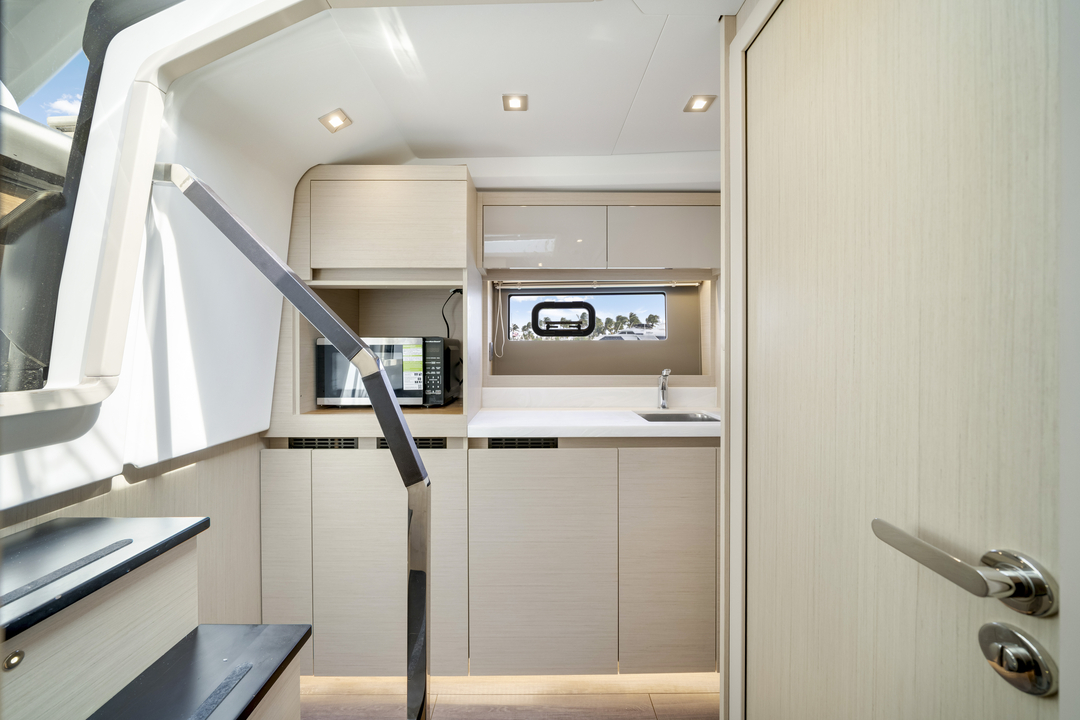 45' Jeanneau