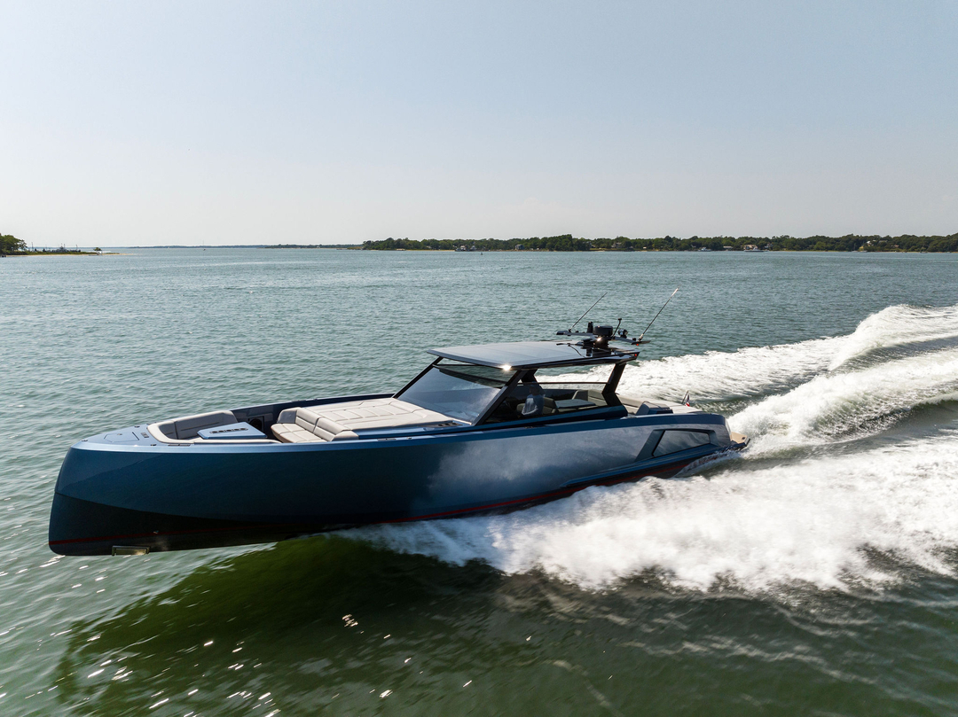 52' Vanquish