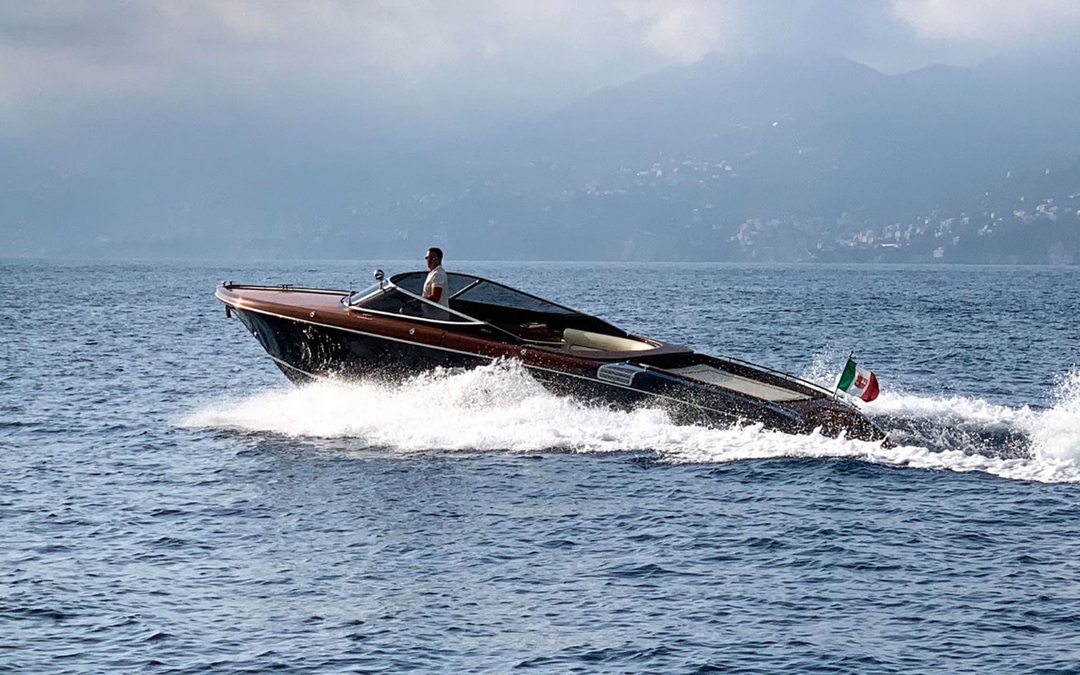 33' Riva