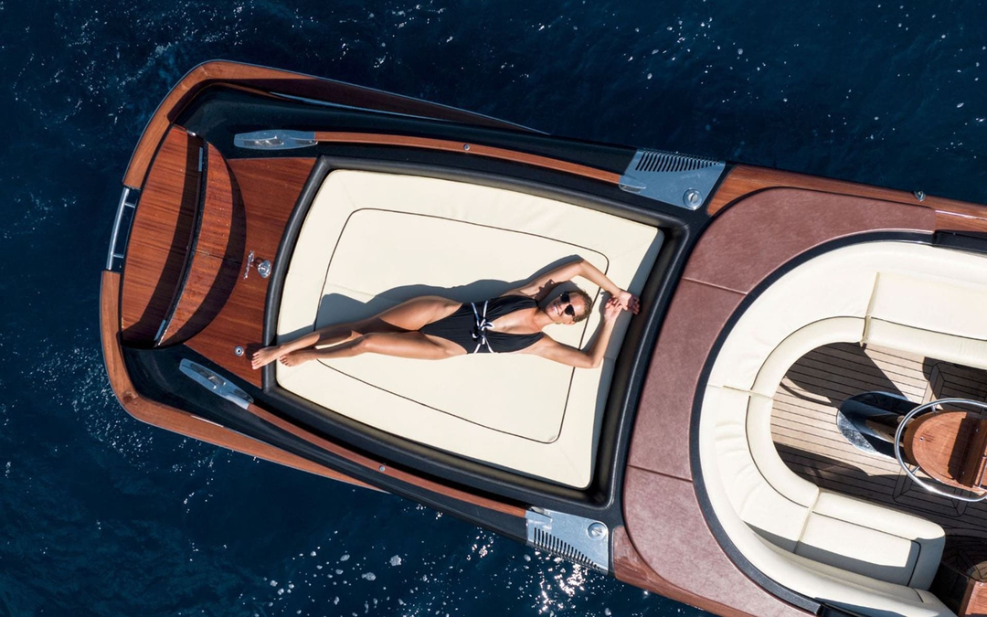 33' Riva