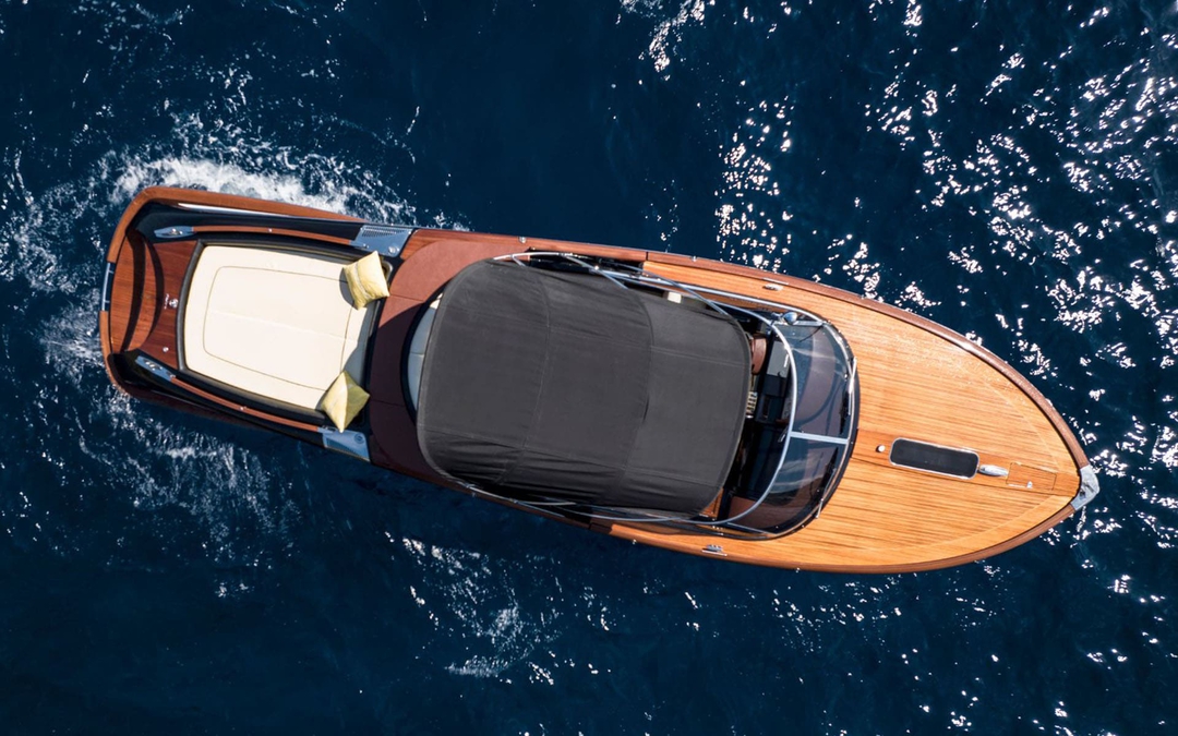 33' Riva