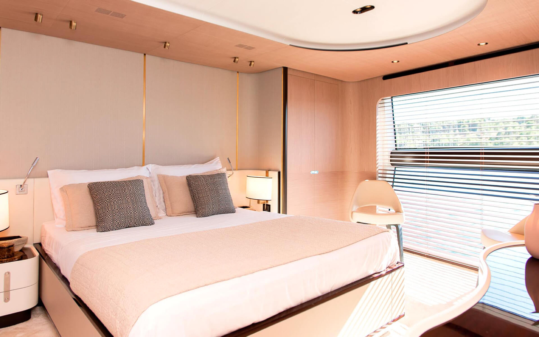 88' Azimut Grande
