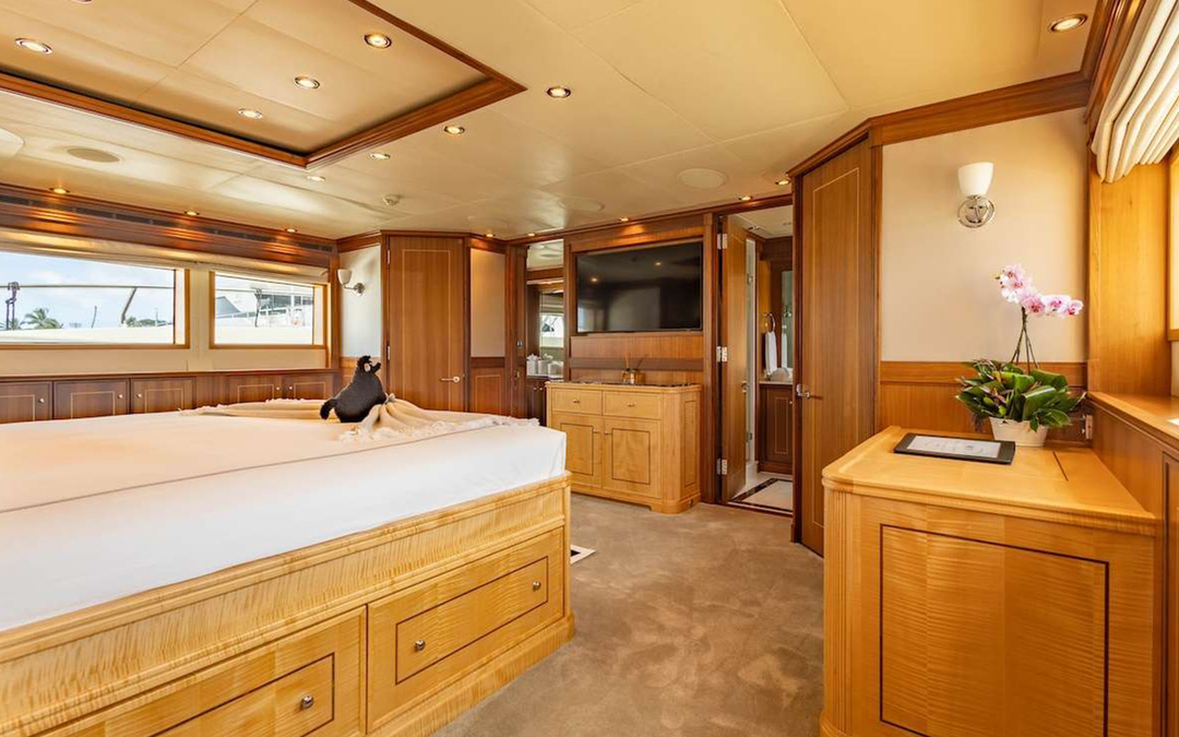 123' Palmer Johnson