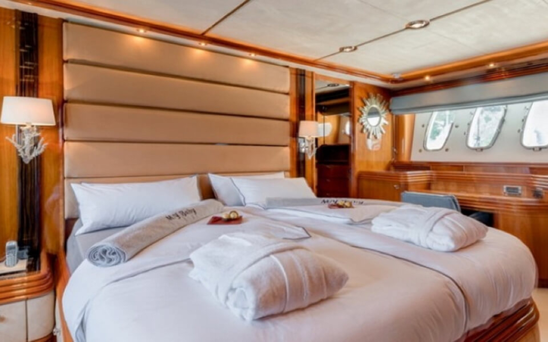 105' Sunseeker