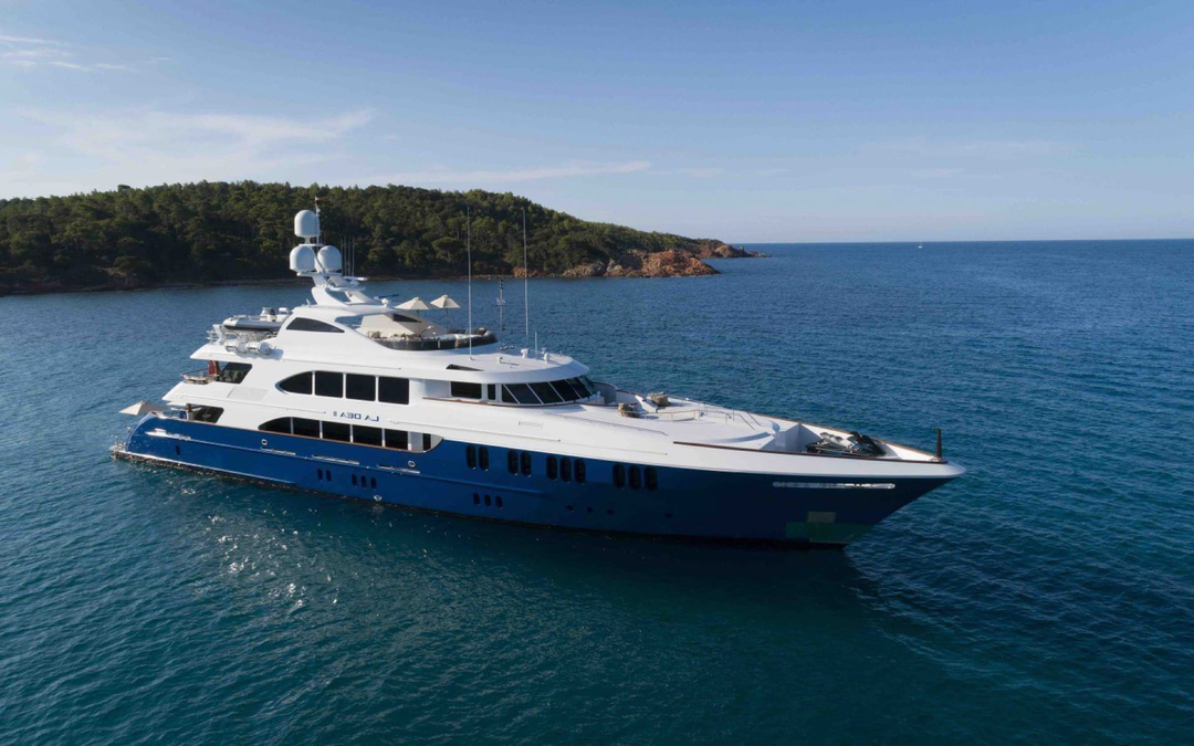 161' Trinity Yachts