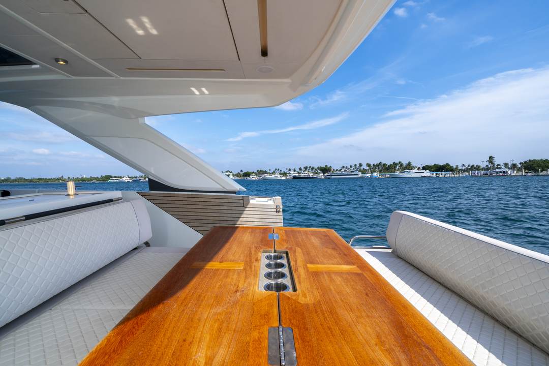 45' Jeanneau
