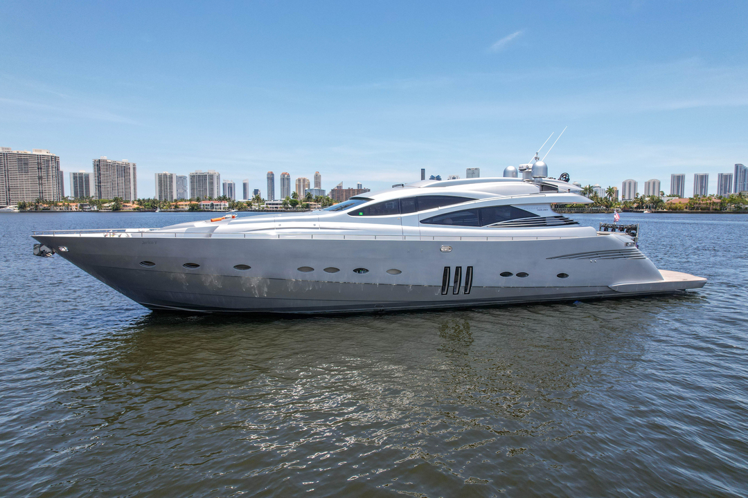 90' Pershing