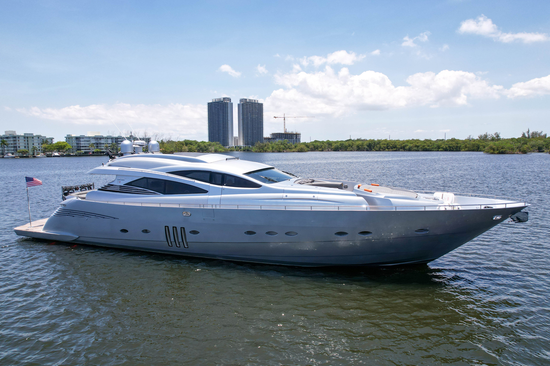 90' Pershing