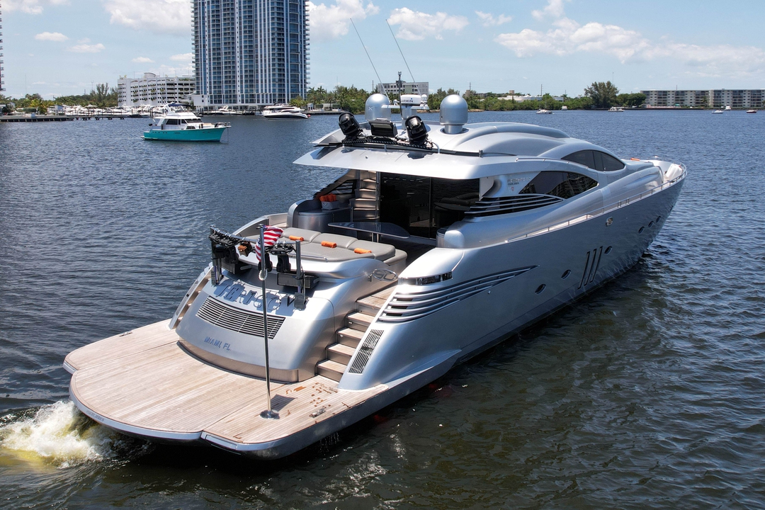 90' Pershing