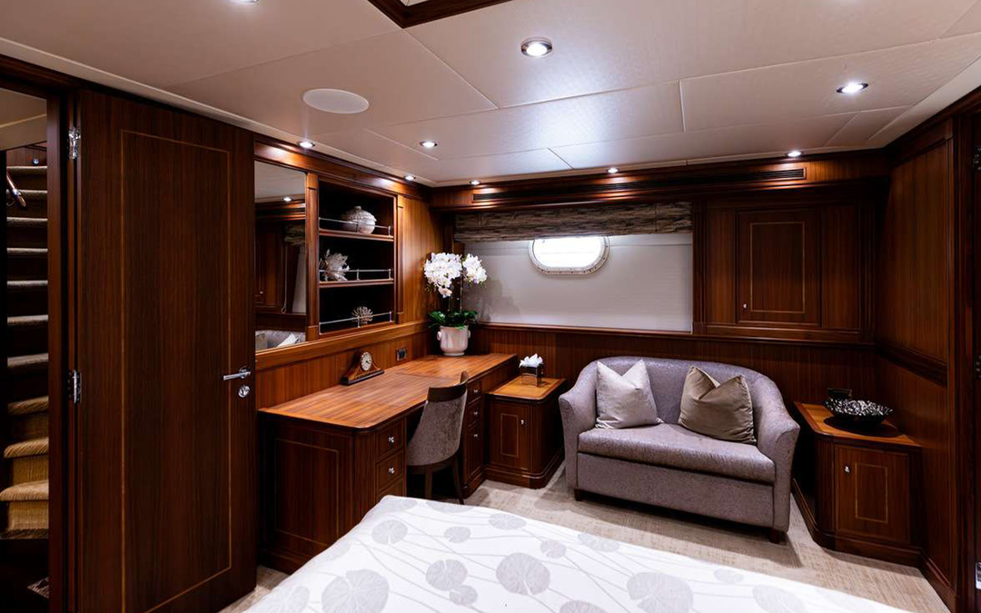 123' Palmer Johnson