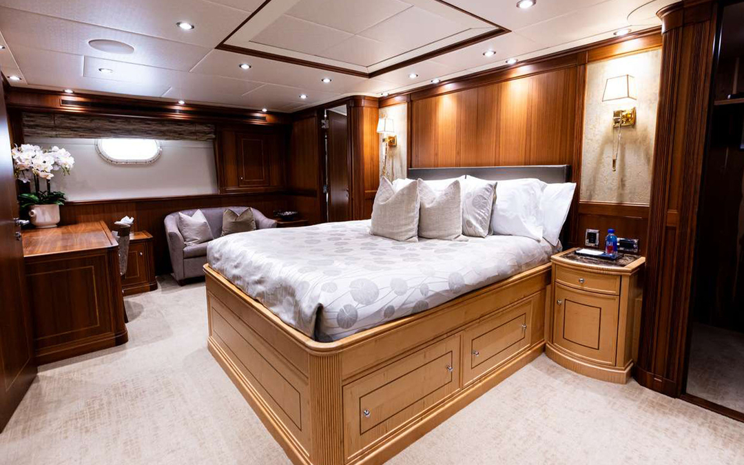 123' Palmer Johnson
