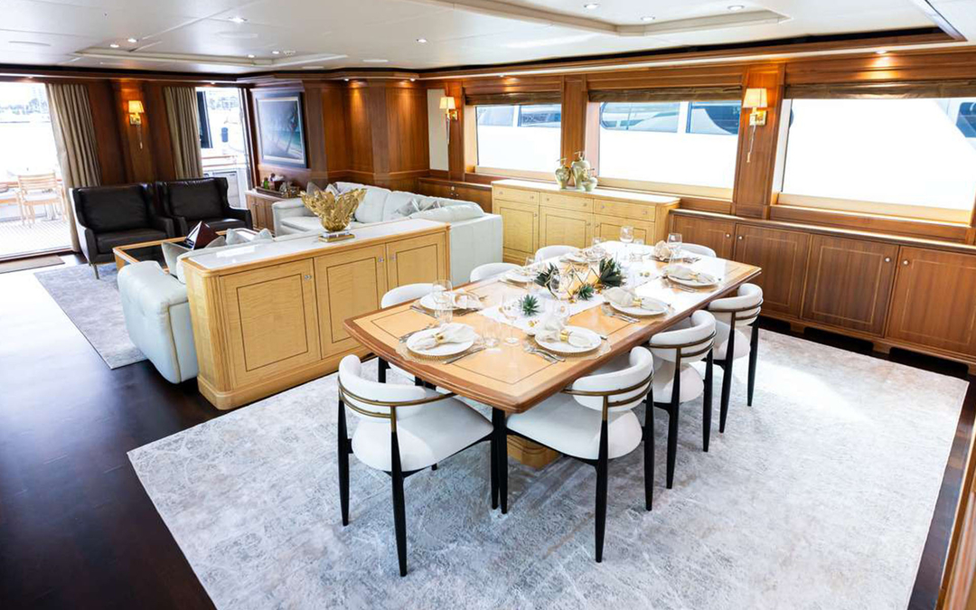 123' Palmer Johnson