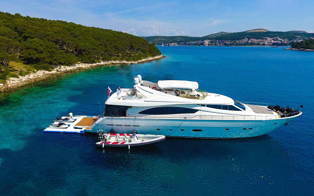 89' Ferretti