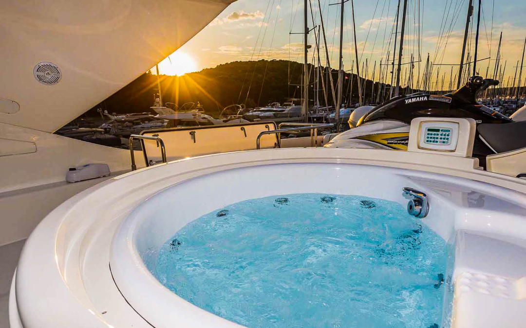 89' Ferretti