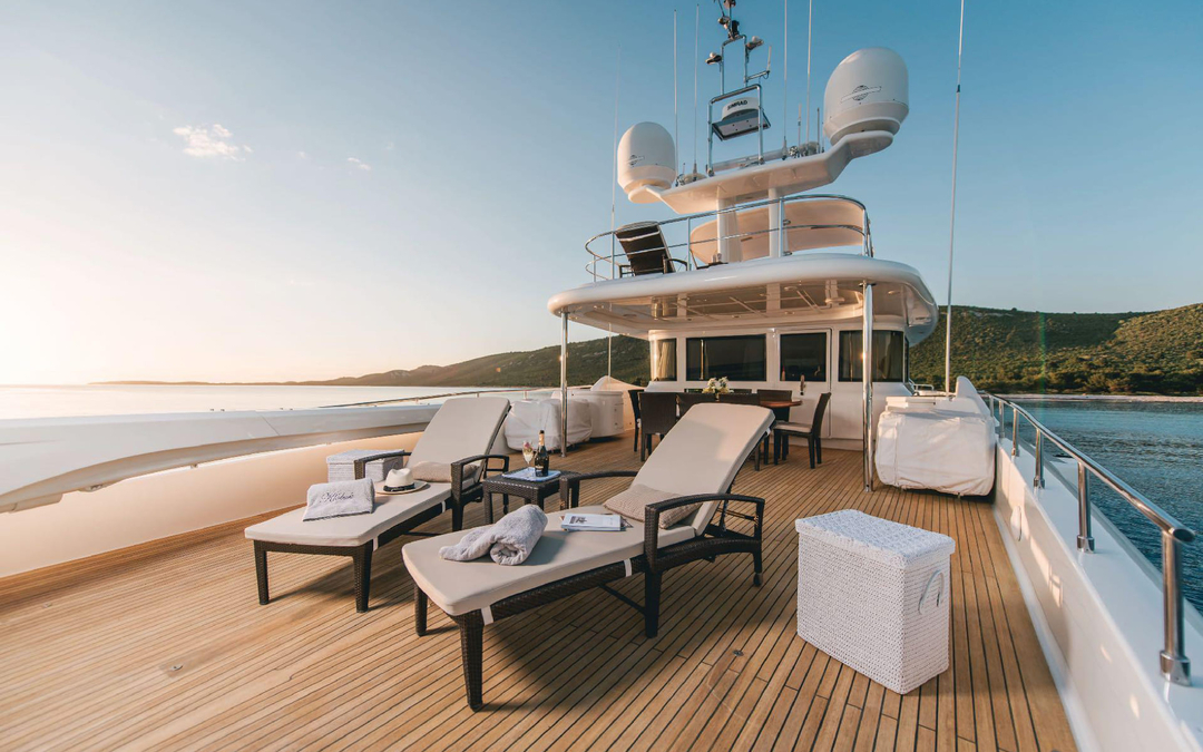101' Ferretti