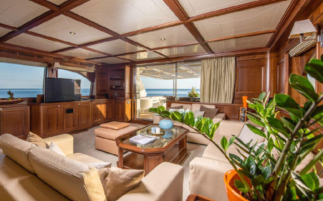 101' Ferretti