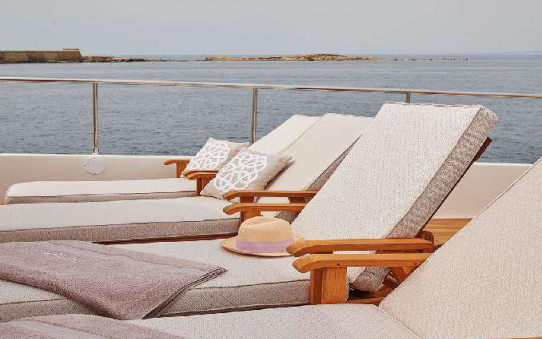 101' Ferretti