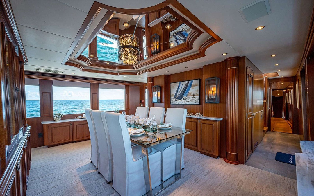 100' Hatteras