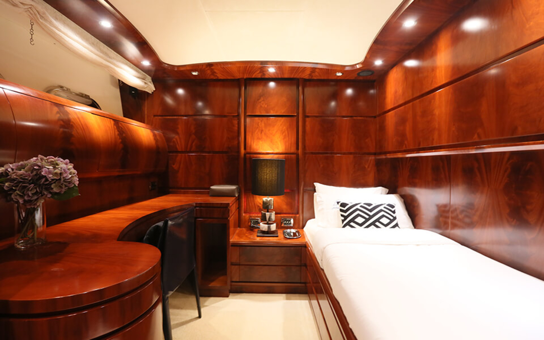102' Astondoa