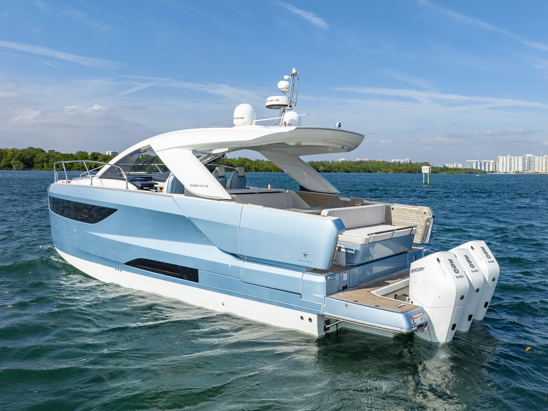 45' Jeanneau