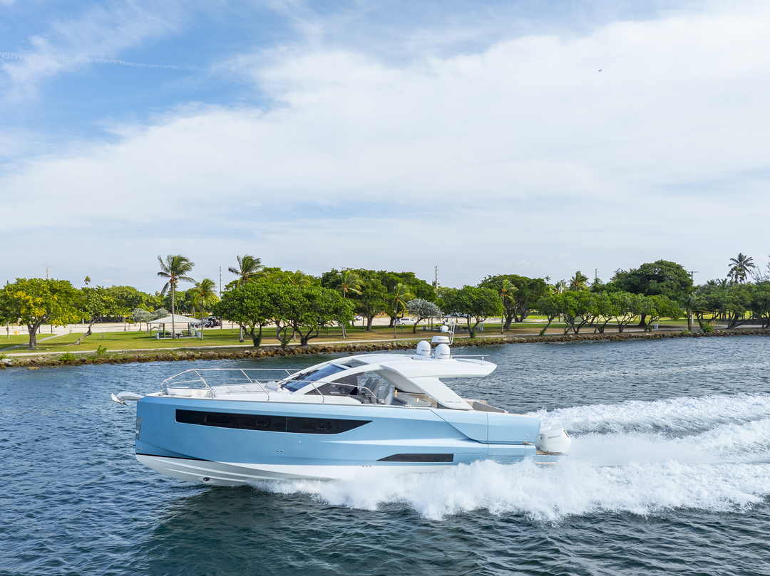 45' Jeanneau