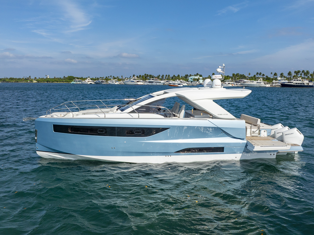 45' Jeanneau
