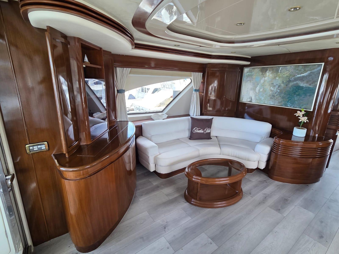 80' Azimut